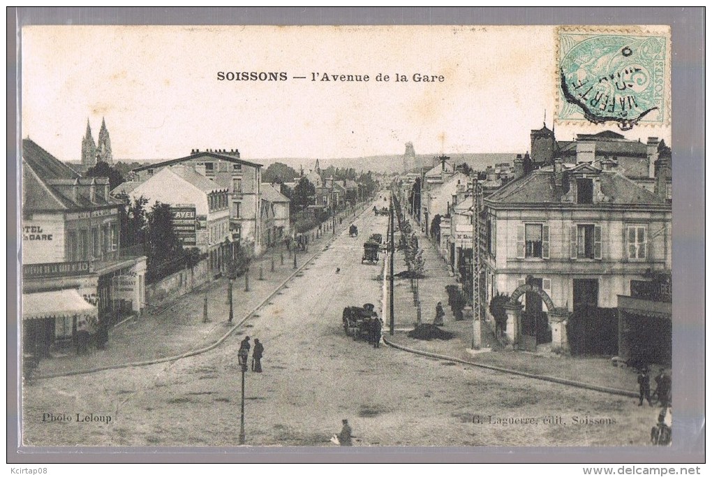 SOISSONS . L'Avenue De La Gare . - Soissons