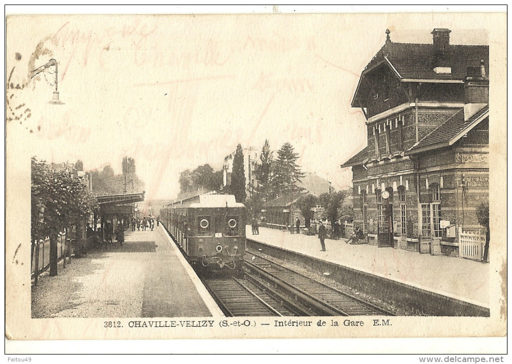 CHAVILLE VELIZY  -  Intérieur De La Gare  105 - Chaville