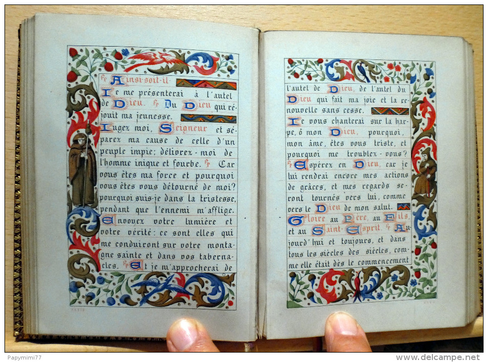 Religion,Missel,Enluminures,HEURES CHOISIES des DAMES CHRÉTIENNES, Édition 1860, Relieur L.Lesort Paris.