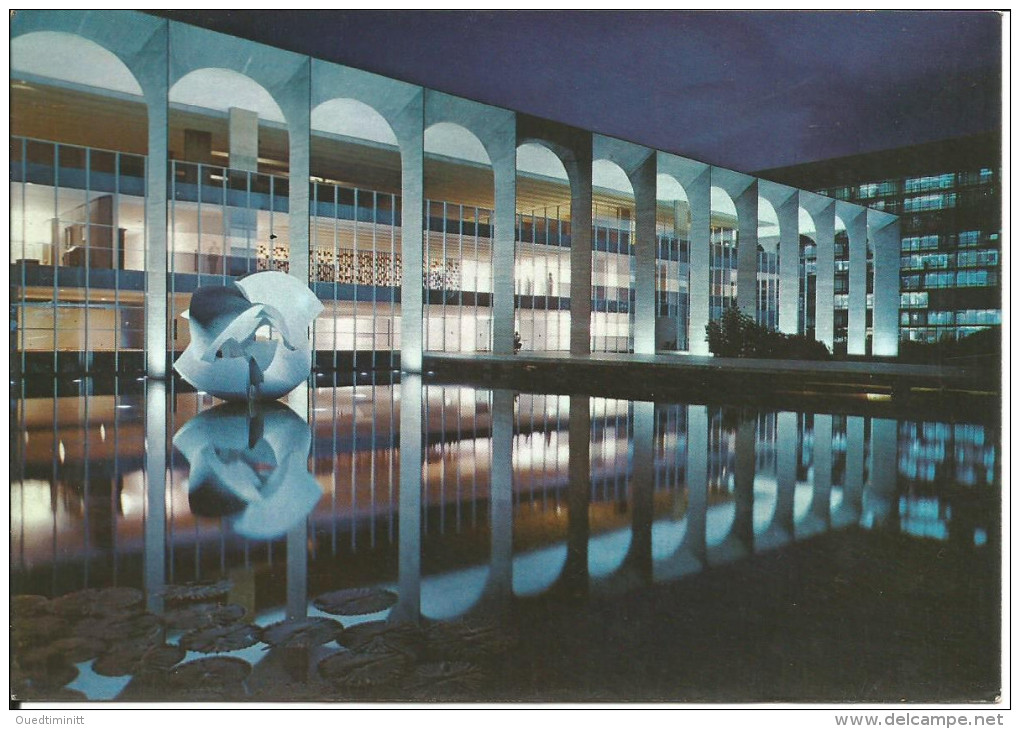 Brésil. Brasilia. Palacio Itamarati. CPSM. Vue De Nuit. - Brasilia