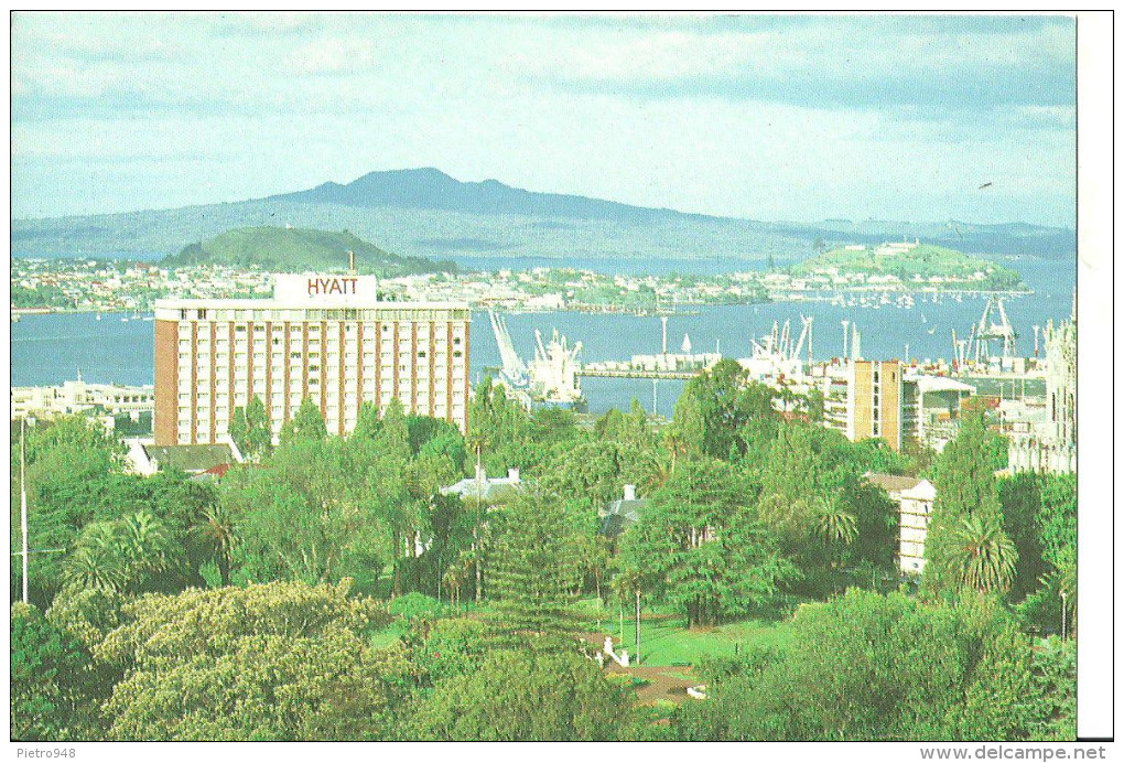 Auckland (Nuova Zelanda, New Zealand) Hotel "Hyatt Kingsgate Auckland" And View Of The City And The Harbour - Nuova Zelanda