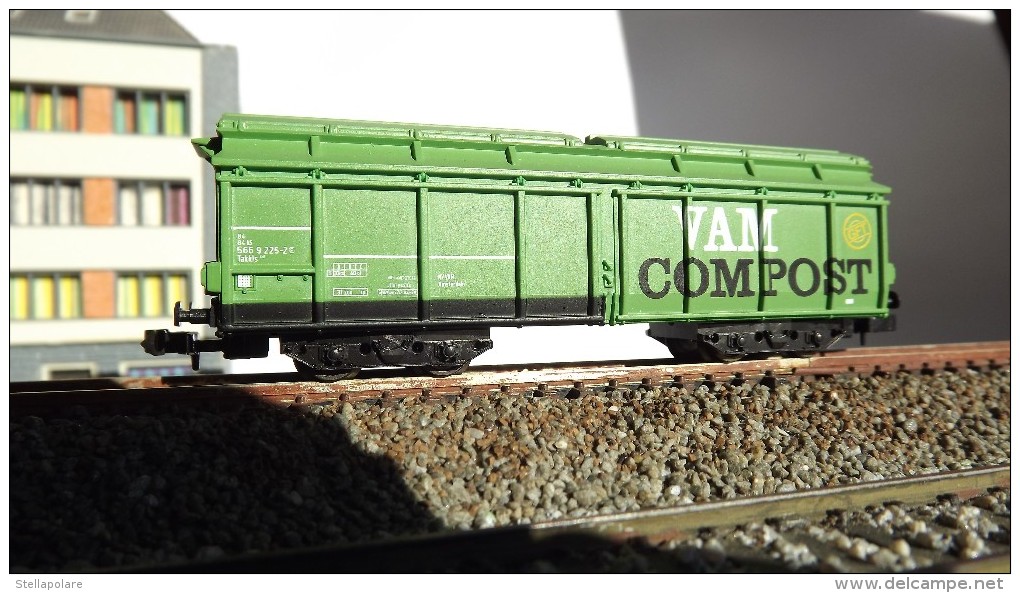 SCALA N ECHELLE - CARRO CHIUSO A CARRELLI  NS VAM COMPOST - ROCO - Wagons Marchandises