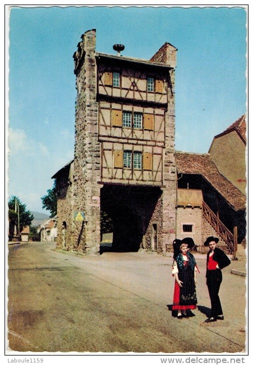 Alsace Pittoresque : Porte De Thann à CERNAY  -  Folklore Alsacien - Cernay