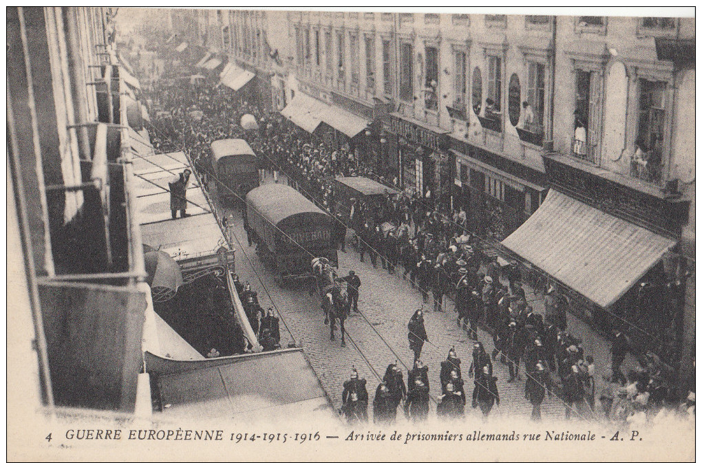 TOURS ARRIVÉE DE PRISONNIERS ALLEMANDS RUE NATIONALE - Tours