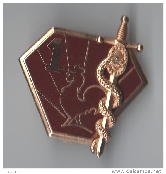 INSIGNE 1° REGIMENT MEDICAL - DRAGO PARIS G 3955 - Medizinische Dienste