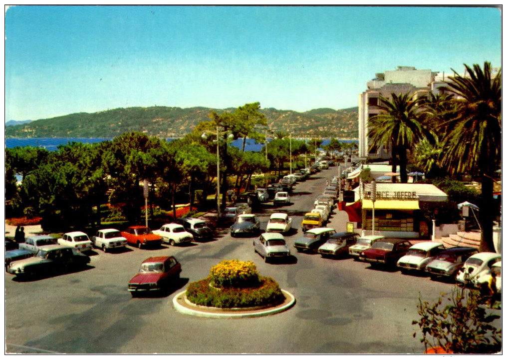 JUAN LES PINS / VOITURE /  DS /SIMCA / VW  /FIAT /AUTRES    /LOT 1300 - Autres & Non Classés