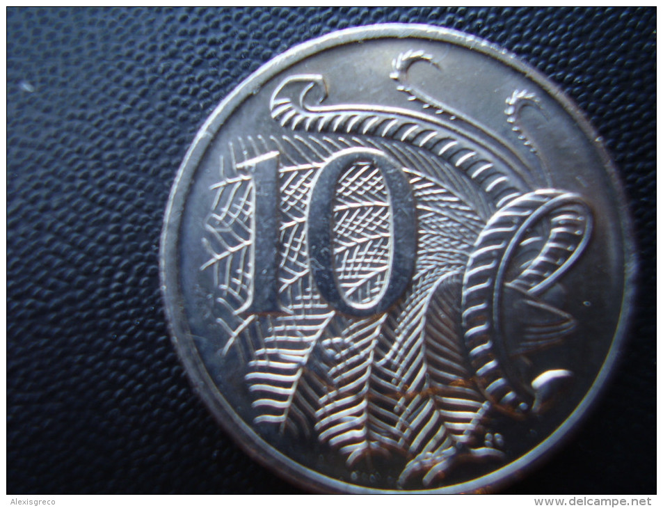 AUSTRALIA 2010 TEN CENTS  USED COIN In GOOD Condition. - 10 Cents