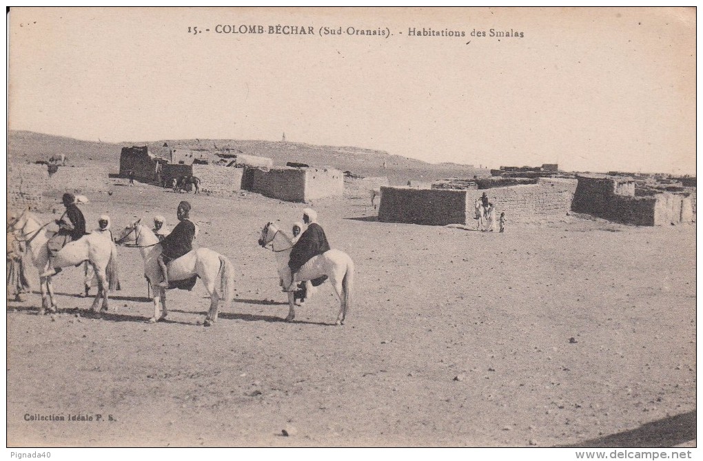 Cp , ALGÉRIE , COLOMB-BÉCHAR , Habitations Des Smalas - Bechar (Colomb Béchar)