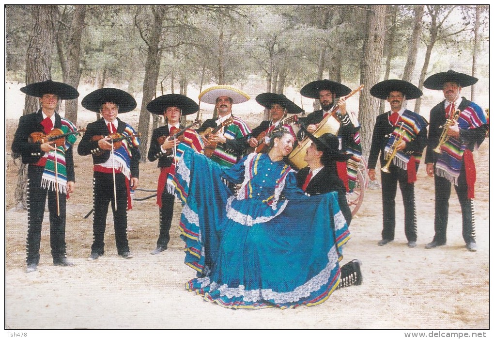 C P M--MEXIQUE--LES MARIACHIS "JALISCO"  De GILBERTO PIEDRAS--disque ARION---voir 2 Scan - Mexique