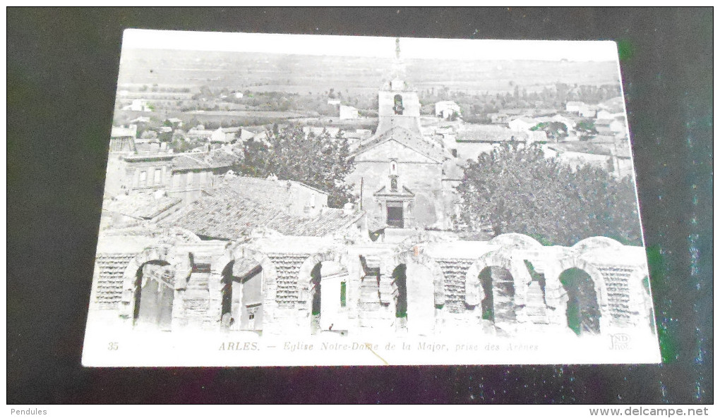 ARLES	MONUMENT	445 OO - Arles