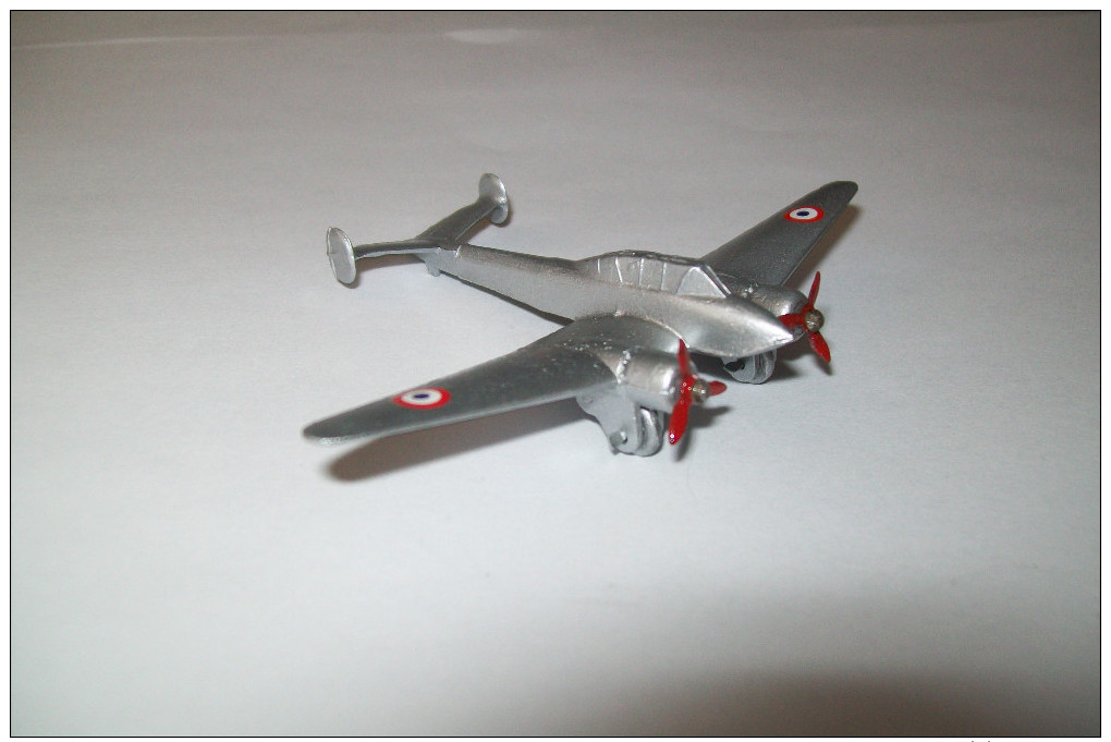 Modèle Réduit D'avion Potez 63  De Marque Dinky Toys - Avions & Hélicoptères