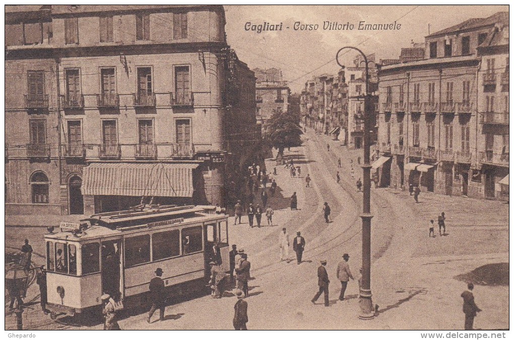 Cagliari - Corso Vittorio Emanuele Con Tram In Primo Piano     (120607) - Cagliari