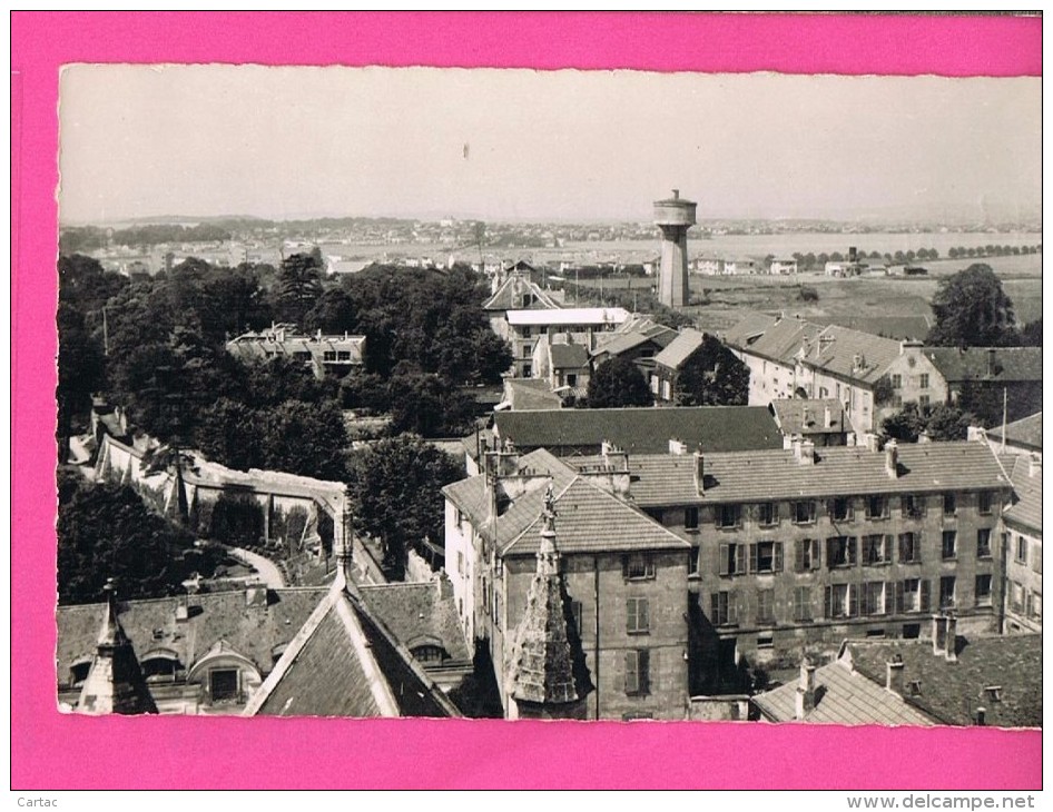 D95. GONESSE. CHATEAU D'EAU. VUE PANORAMIQUE. - Gonesse