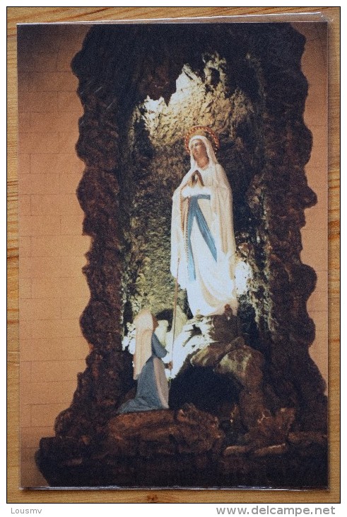 Photographie Kodak : Religion : Bernadette à Genou Devant L'apparition De La Vierge à Lourdes - Lieu ?? - (n°4297) - Other & Unclassified