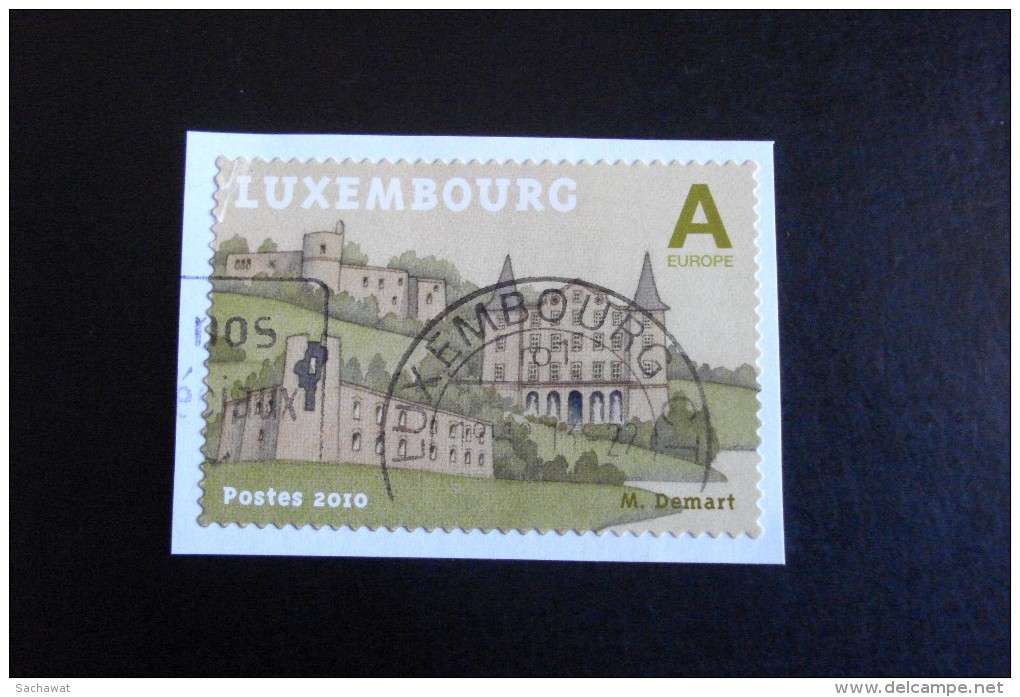 Luxembourg - Année 2010 - Châteaux De La Vallée De L'Esch - Y.T. 1803 - Oblitéré (sur Fragment) - Used - Gestempeld - Oblitérés