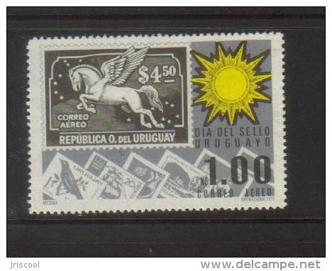 Uruguay 1975 Spanish American Stamp Day Stamp Set.Unmounted Mint. - Uruguay