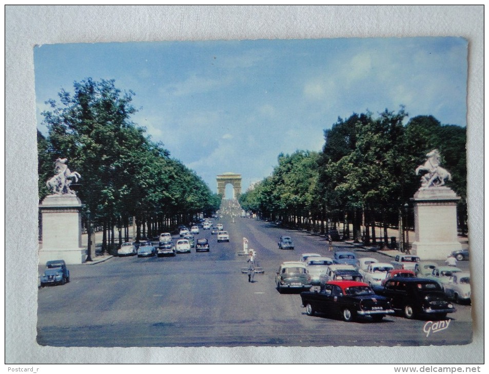 France Paris L'Avenue Des Champs Elysees Cars 1966 A 22 - Champs-Elysées