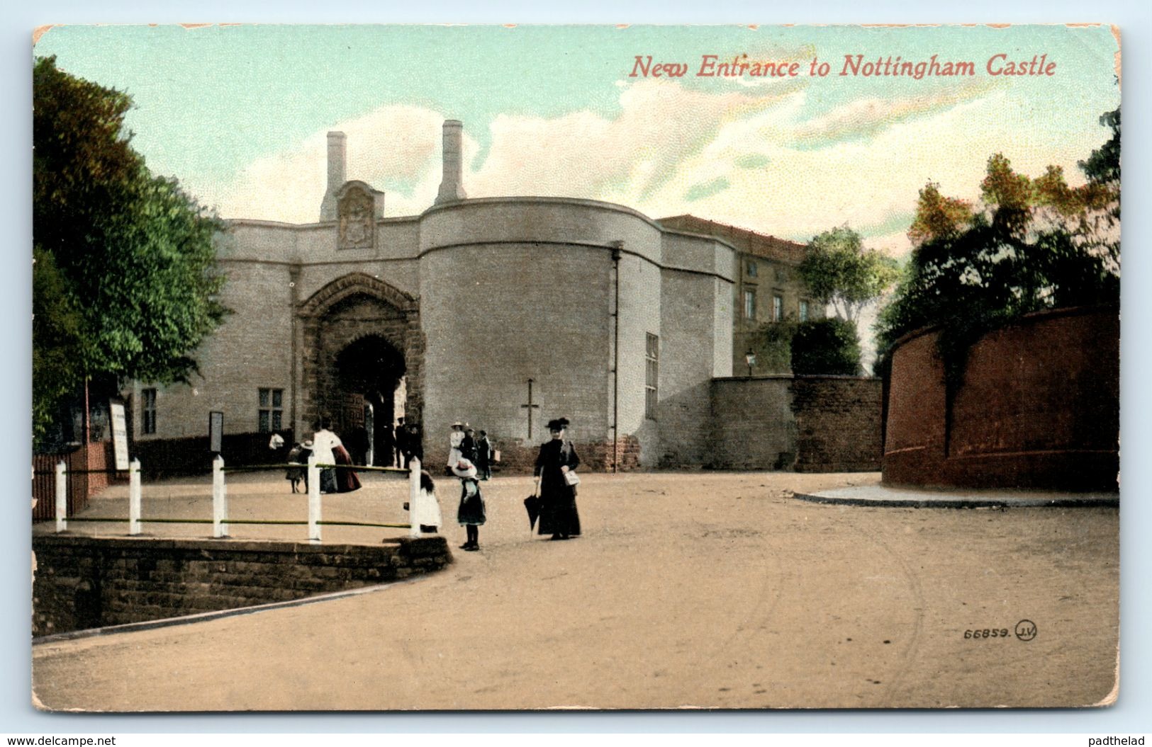 POSTCARD NEW ENTRANCE TO NOTTINGHAM CASTLE UNPOSTED VALENTINES SERIES - Nottingham