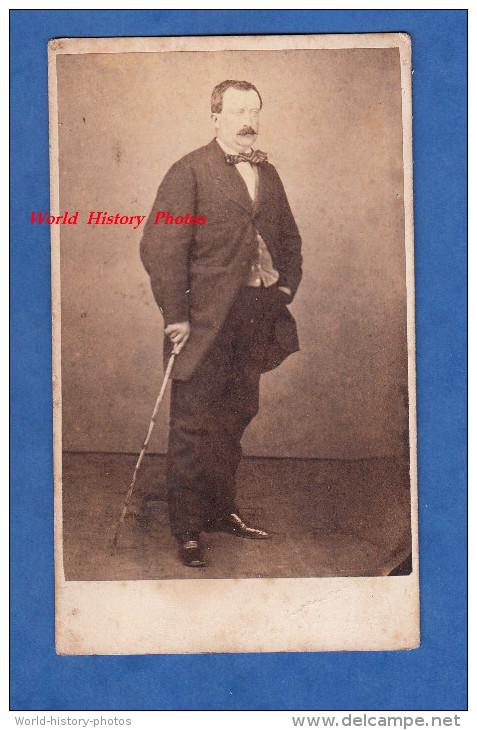 Photo Ancienne CDV Vers 1870 - Portrait De M. G. Crueghe De NAUCELLES , Cantal - Photo Amouroux à Aurillac - Anciennes (Av. 1900)