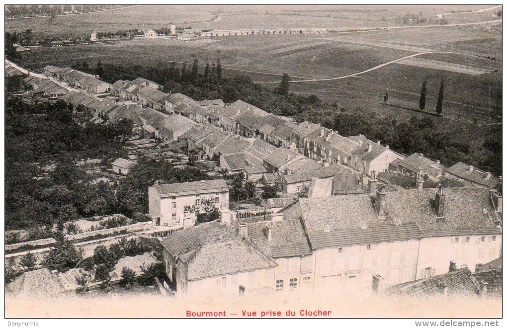 52    BOURMONT      Vue Prise Du Clocher - Bourmont