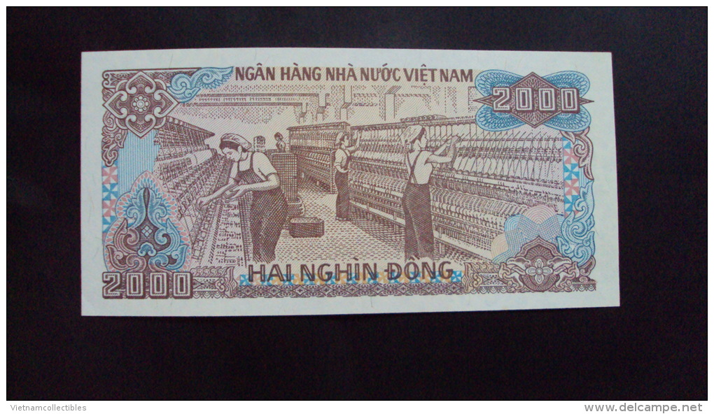 Lot Of 10 Viet Nam Vietnam 2000 2,000 Dong UNC Banknotes 1988 Pick # 107 / 02 Photos - Vietnam