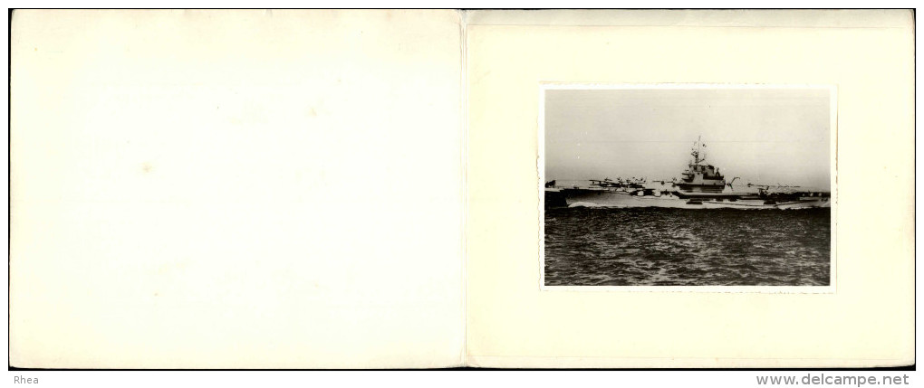 BATEAUX - NAVIRE DE GUERRE - PORTE AVIONS - CLEMENCEAU - Warships