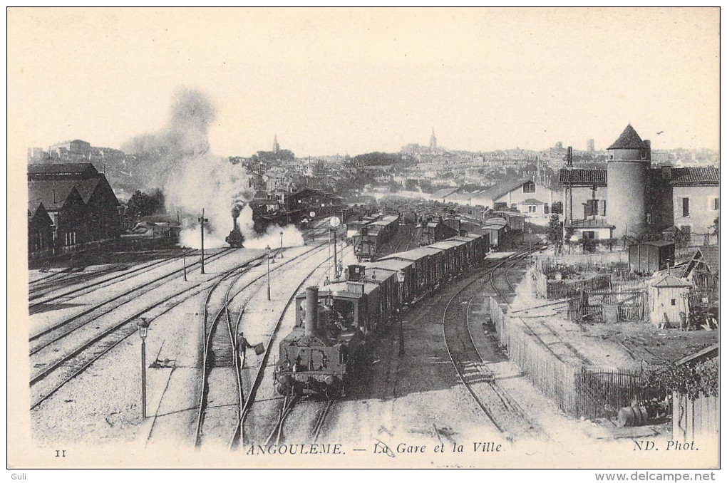 16 Charente- ANGOULEME La Gare Et La Ville (train Chemin De Fer Locomotive) (- Editons ND.Phot N°11)-* PRIX FIXE - Angouleme