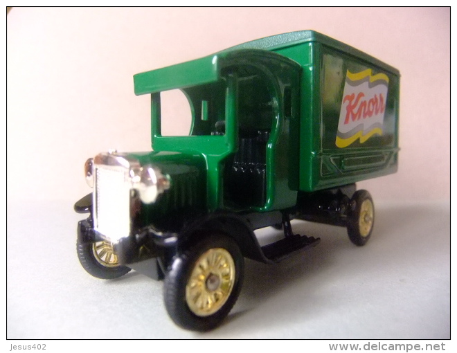 CAMION DENNIS CON PUBLICIDAD DE LA MARCA KNORR - Corgi Toys