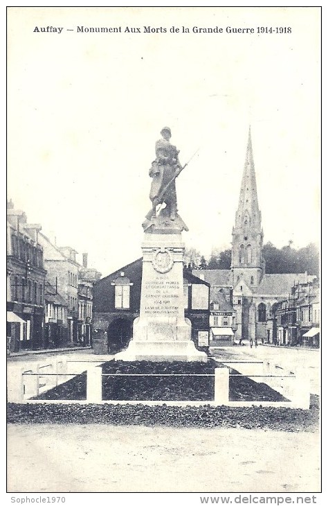 HAUTE NORMANDIE - 76 - SEINE MARITIME - AUFFAY - 1800 Habitants -Monument Aux Morts - Auffay