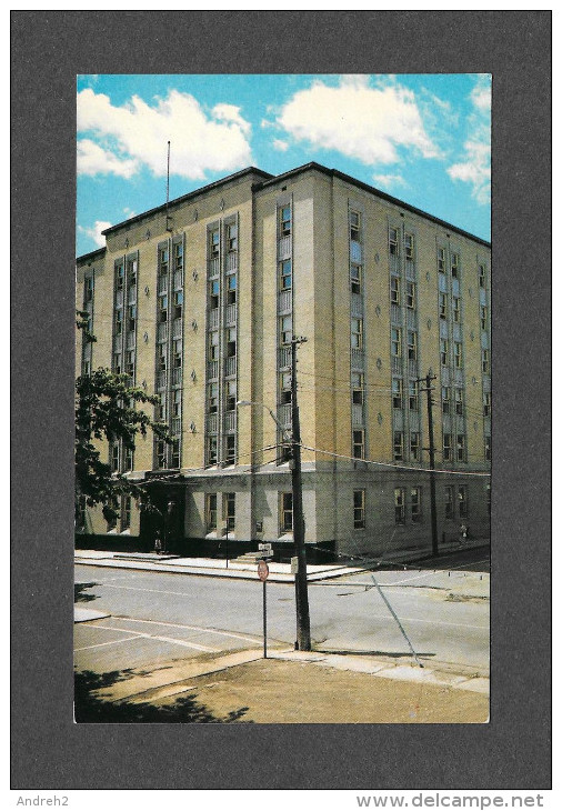 LÉVIS - QUÉBEC - ÉDIFICE DESJARDINS ÉRIGÉ EN 1950 À LA MÉMOIRE DE ALPHONSE DESJARDINS - PUBLIÉ PAR STUDIO GOSSELIN - Levis