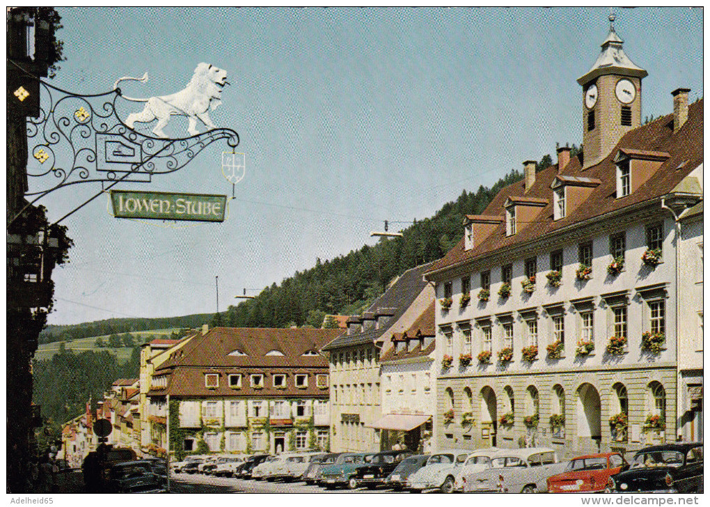 015J/ Triberg Im Schwarzwald 1962, Marktplatz, Autos, Voitures, Opel, Volkswagen, Fiat - Triberg