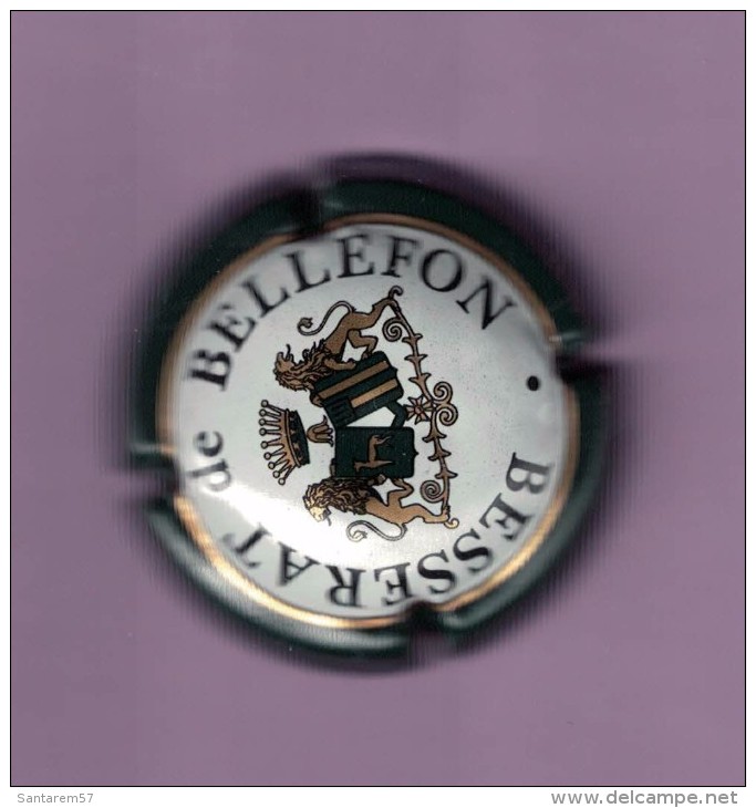 Capsule Champagne Besserat De Bellefon Verte Dorée Et Blanche Avec Blason - Besserat De Bellefon