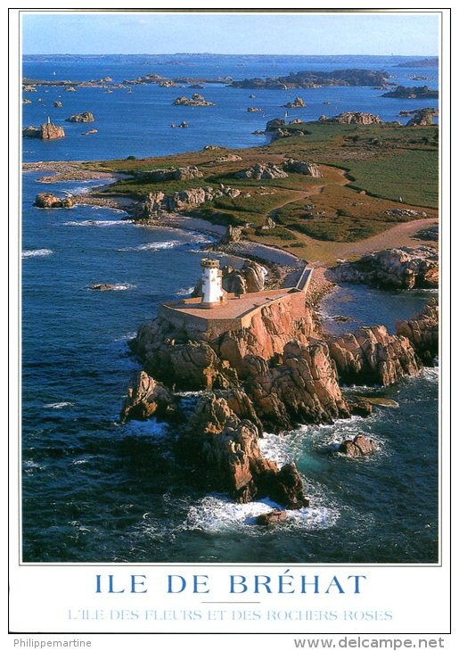 22 - Ile De Bréhat : Le Phare Du Paon - Leuchttürme