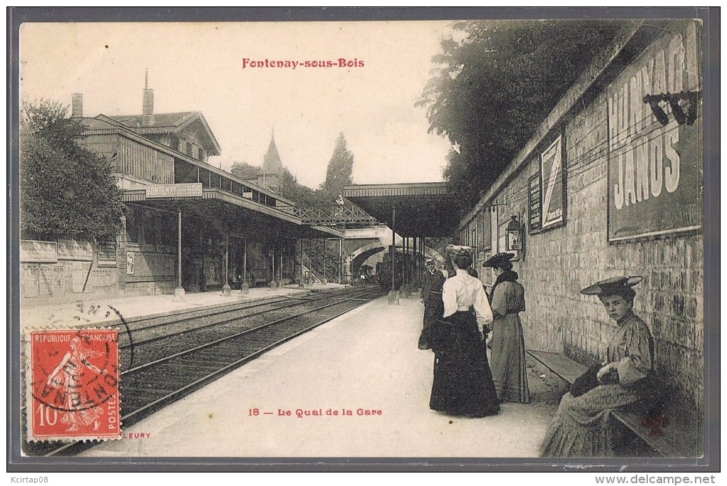 FONTENAY - SOUS - BOIS . Place De La Rue Mot . - Fontenay Sous Bois