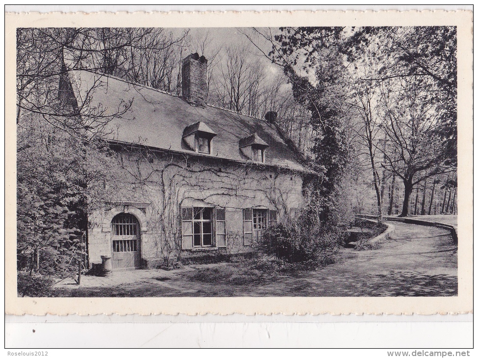 AUDERGHEM : Rouge Cloître - Maison Du Peintre Bastien ( Timbres) - Oudergem - Auderghem