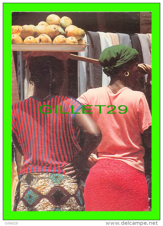 BANJUL, GAMBIE - THE GAMBIA - WOMEN WITH MANGOES ALBERT MARKET - WRITTEN - JULIA KERR, PHOTO - DIMENSION 13X18 Cm - - Gambia