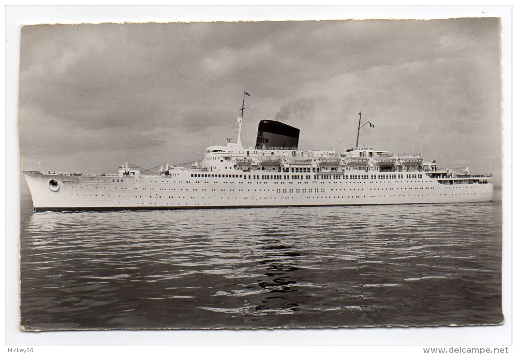 Bateau--Paquebot "ANTILLES"--Cie Générale Transatlantique ,cpsm 14 X 9  éd Estel - Steamers