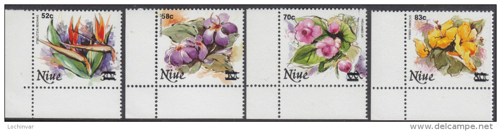 NIUE, 1983 FLOWER SURCHARGES 4 MNH - Niue