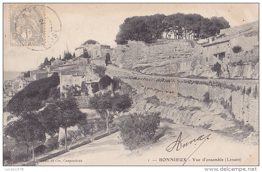 84 / BONNIEUX / VUE D ENSEMBLE / LEVANT  / NON DIVISEE / BRUN 1 - Bonnieux