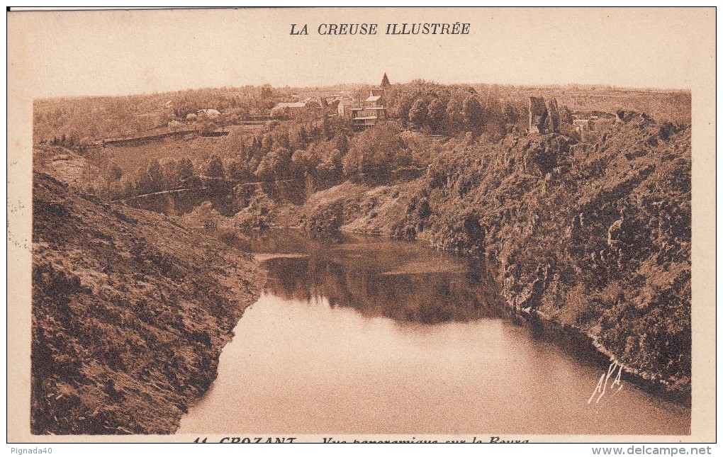 Cp , 23 , CROZANT , Vue Panoramique Sur Le Bourg - Crozant