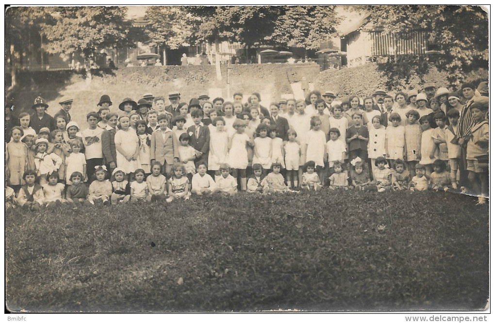 Carte Photo : Souvenir Du Bal D'Enfants Du 13 Août 1925 ! St Honoré Les Bains - Saint-Honoré-les-Bains