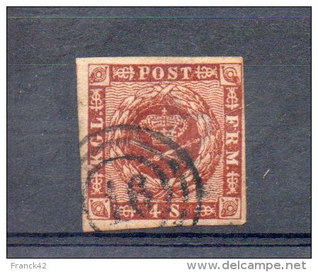 Danemark. 4 S Marron. Fond Lignes Ondulées - Used Stamps