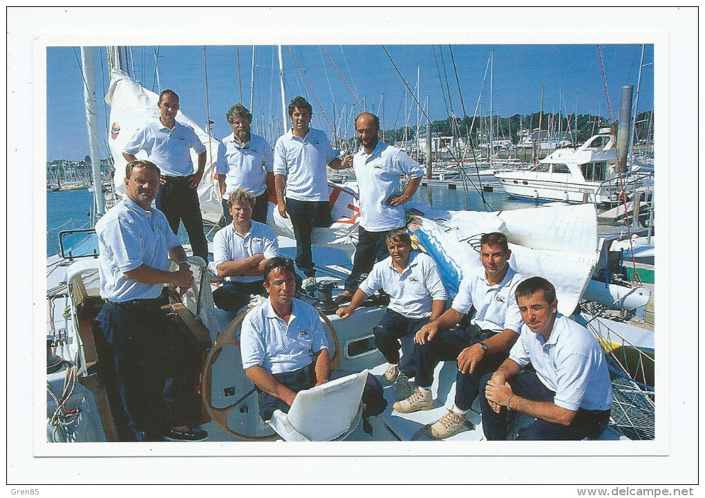 CP AMICALES PENSEES DE LA PART DE TOUT L'EQUIPAGE DU TRIMARAN FAIRE FACE - Sailing