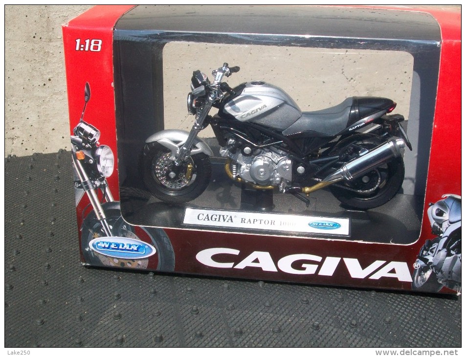 WELLY -  CAGIVA RAPTOR 1000  AVEC SA BOITE RED  Scala 1/18 - Motos