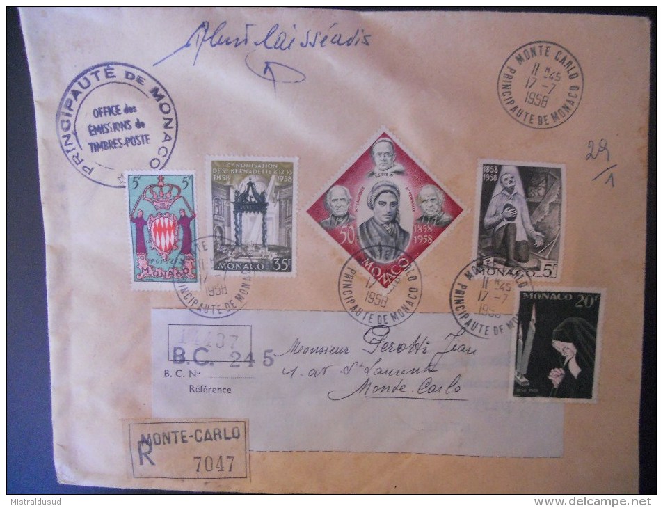 Monaco Lettre Recommande De 1958 Pour Monte Carlo , Joli Affranchissement - Covers & Documents