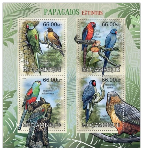 MOZ12201a MOZAMBIQUE 2012 Parrots MNH Mini Sheet - Mozambique