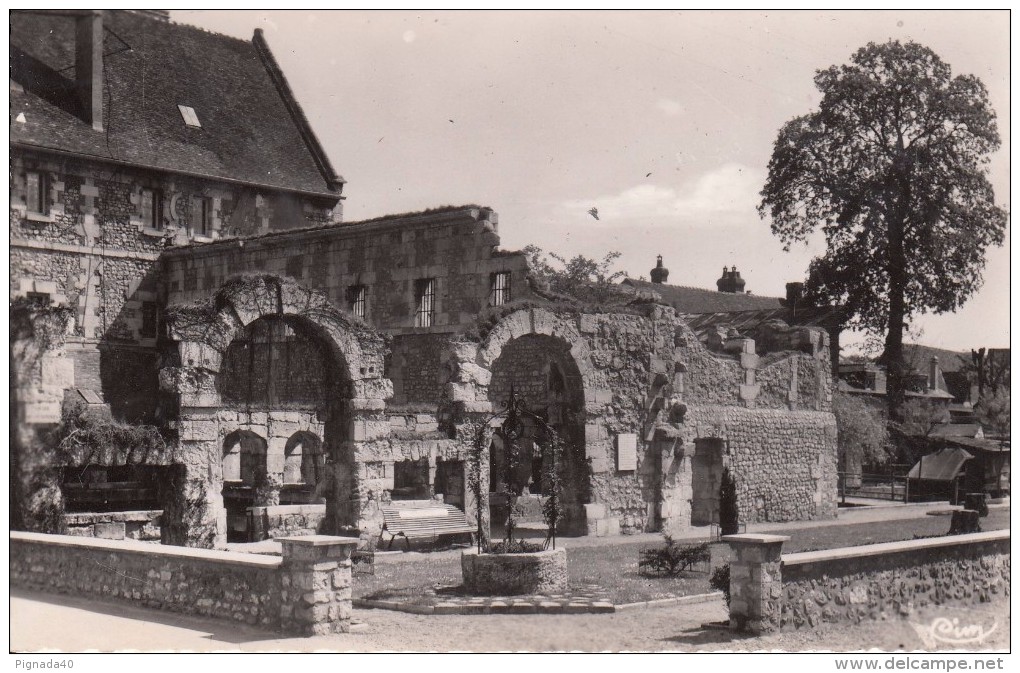 Cp , 27 , LOUVIERS , Ancien Couvent Des Pénitents De St-François - Louviers