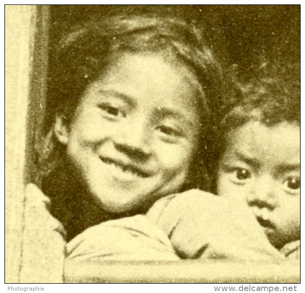 Inde Scène De La Vie Quotidienne Enfants à La Fenetre Ancienne Photo 1960 - Autres & Non Classés