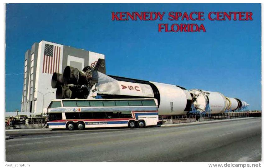 Thème - Transport - Espace - Kennedy Space Center Florida - Fusée Saturn V - Raumfahrt