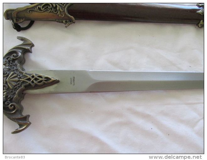 SABRE FANTAISIE  POUR JEU DE ROLE LAME ACIER - Knives/Swords